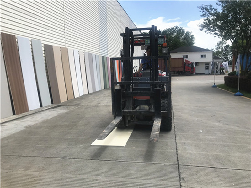 海創(chuàng)集成墻面.jpg 海創(chuàng)集成墻面.jpg